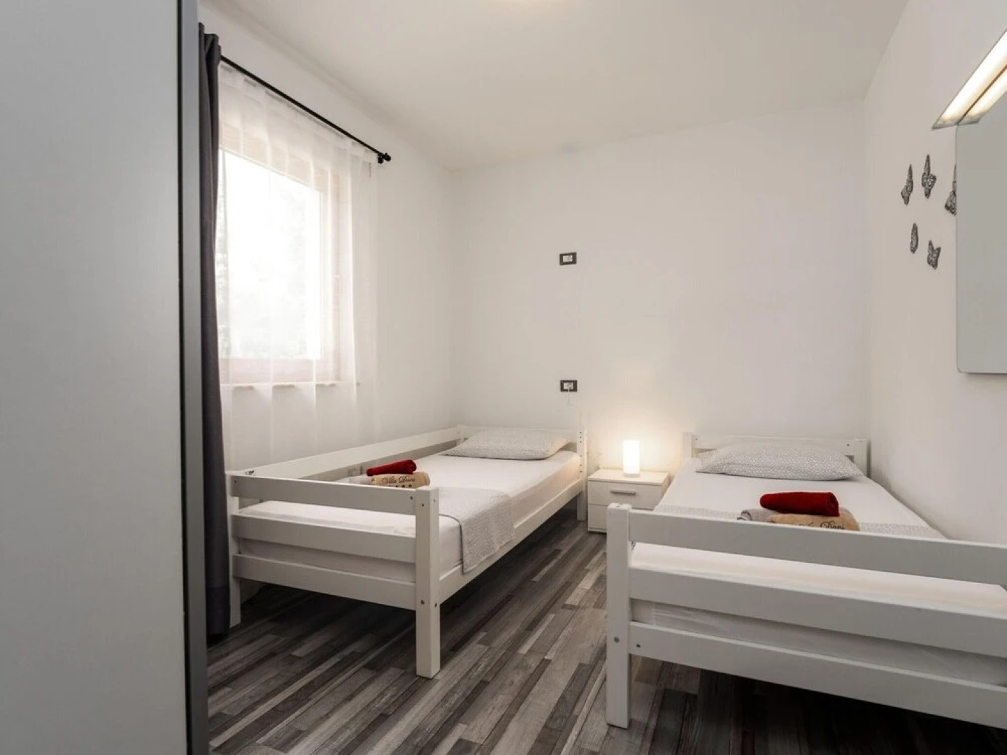 Splendid Villa in Vižinada with Hot Tub