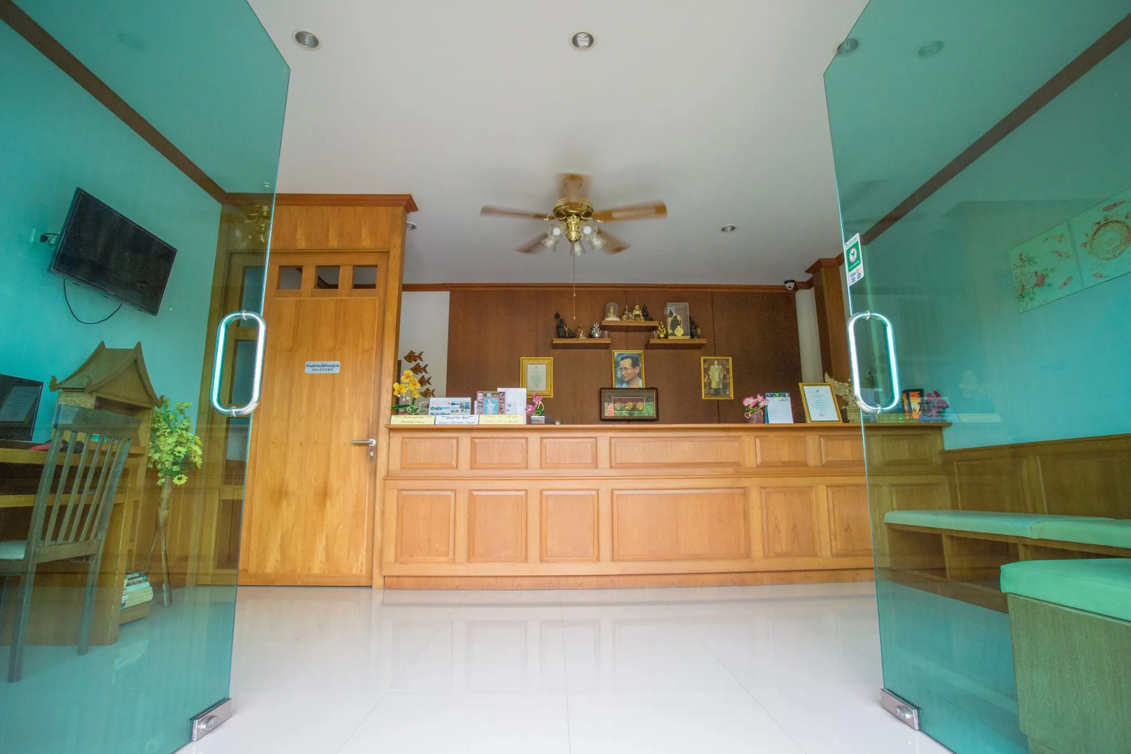 Phuket Airport Villa