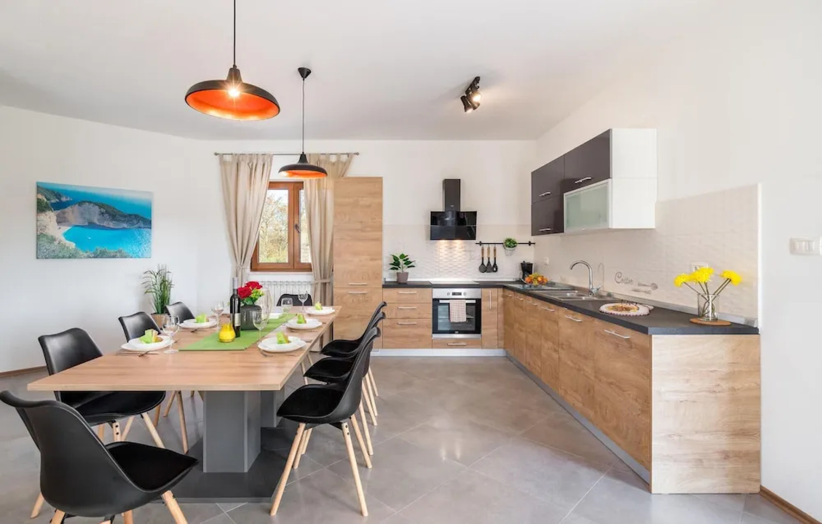 Stunning Home in Bale With 4 Bedrooms, Wifi and Outdoor Swimming Pool