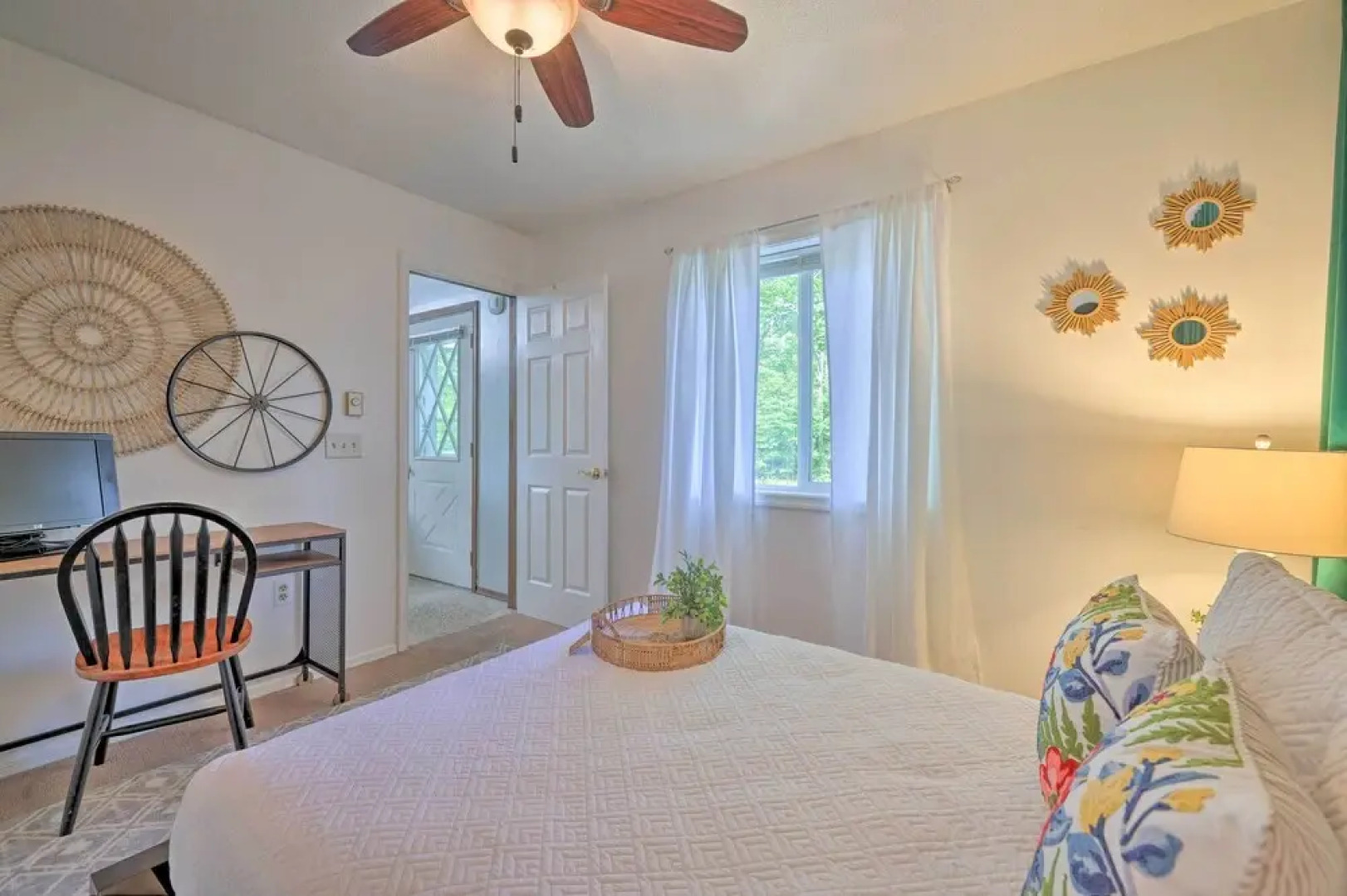 Tobyhanna Home w/ Hot Tub, Fire Pit, Deck + Grill!