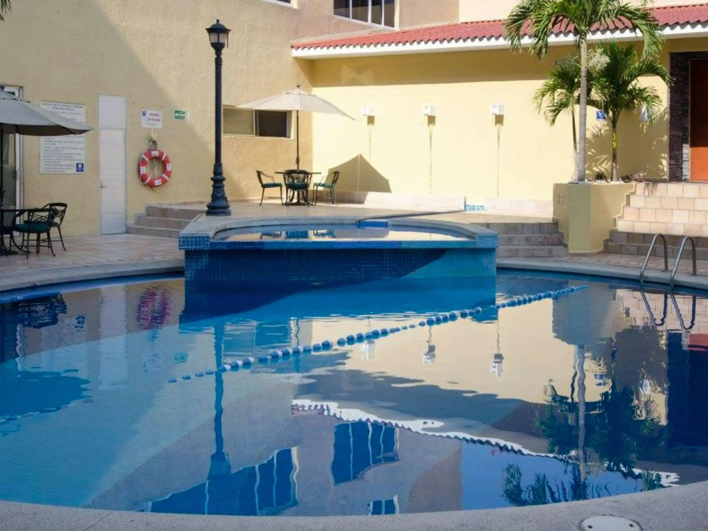 Hotel Hostal de Cortes