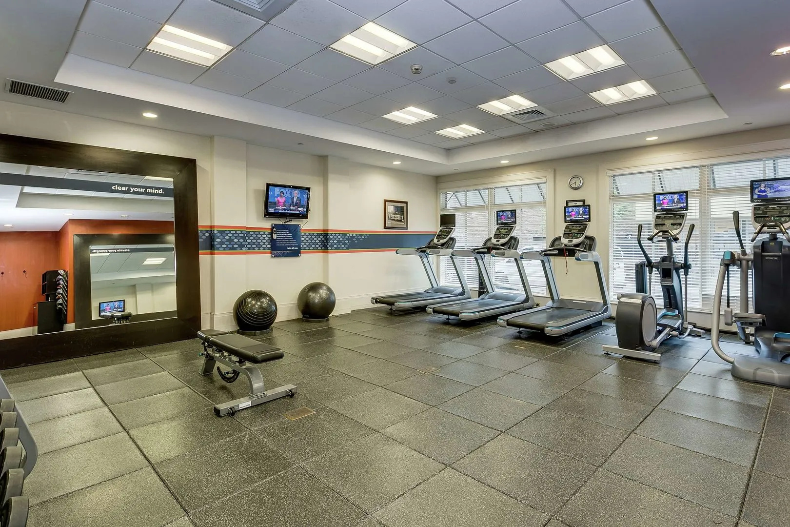 Hampton Inn & Suites Mobile- Downtown Historic District