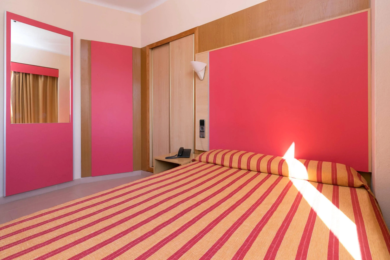 The Red Hotel by Ibiza Feeling - Adults only