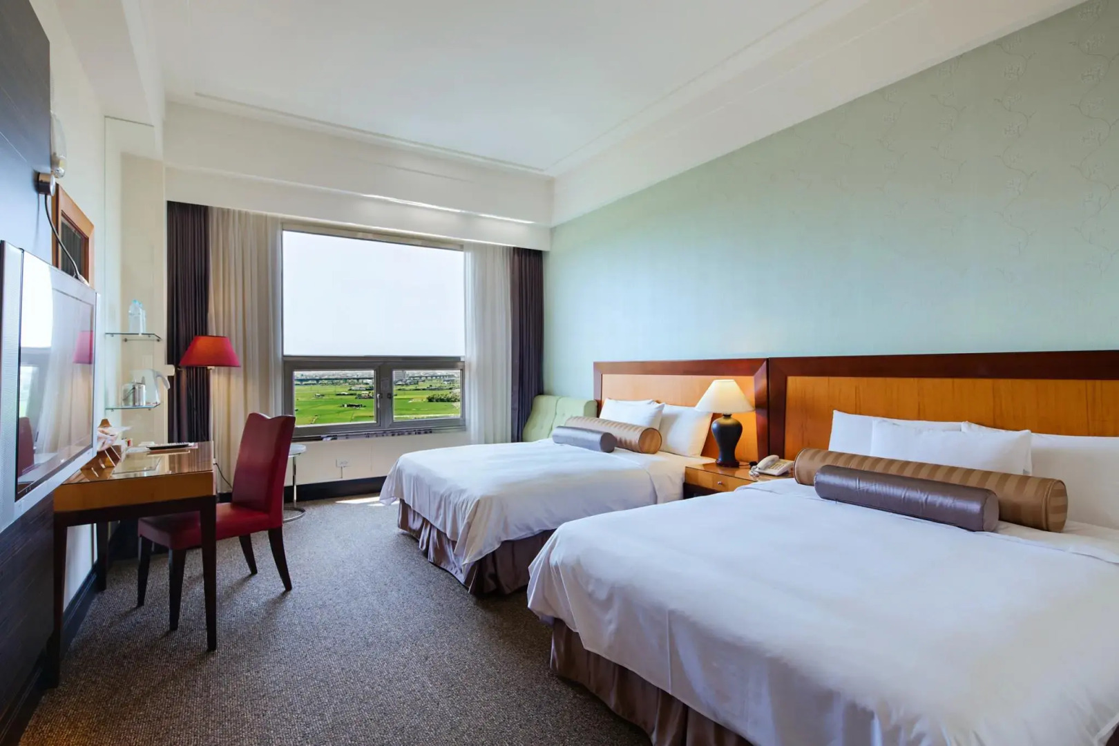 Hotel Les Champs Jiaosi