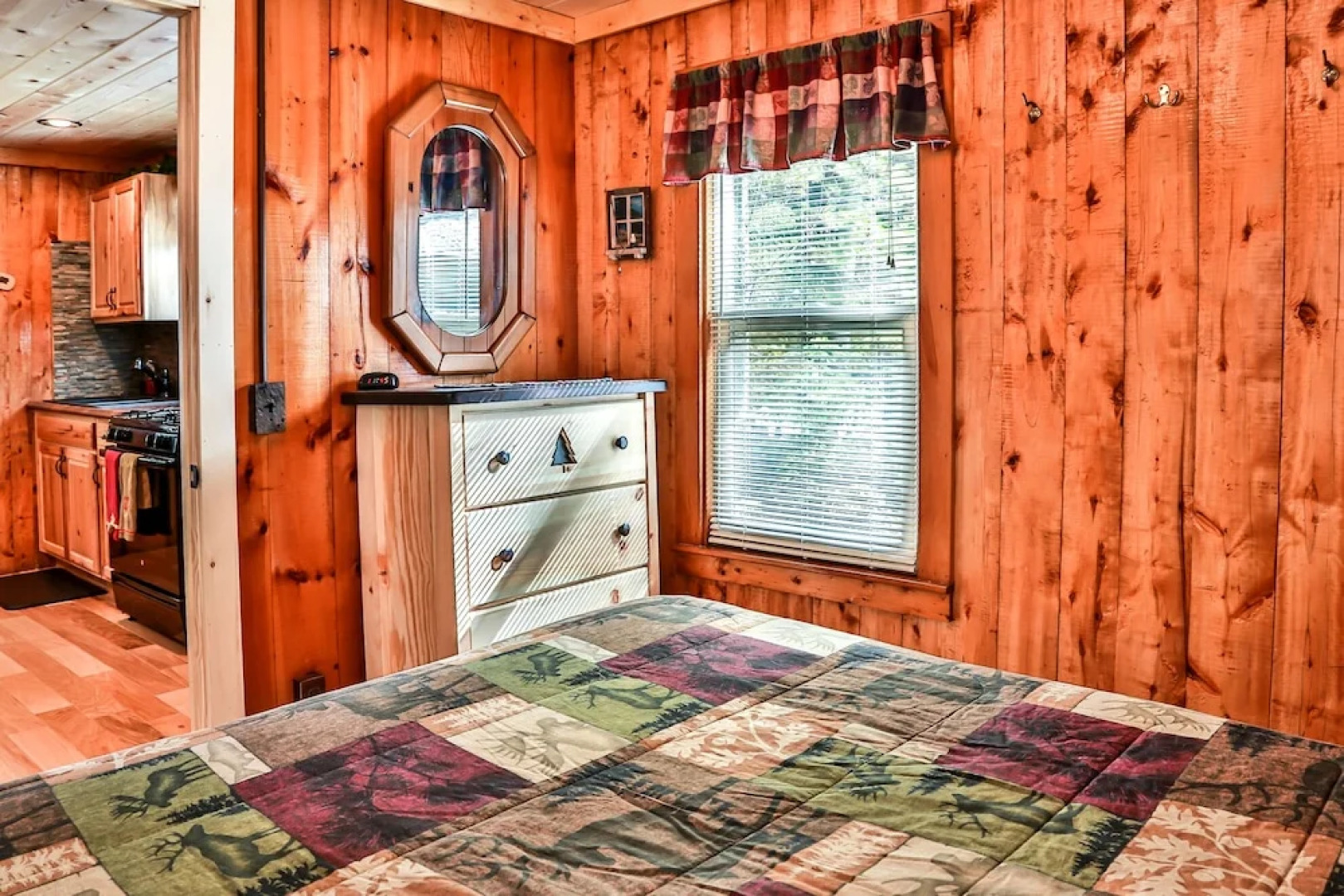 Birch Point - 2 Br Cottage