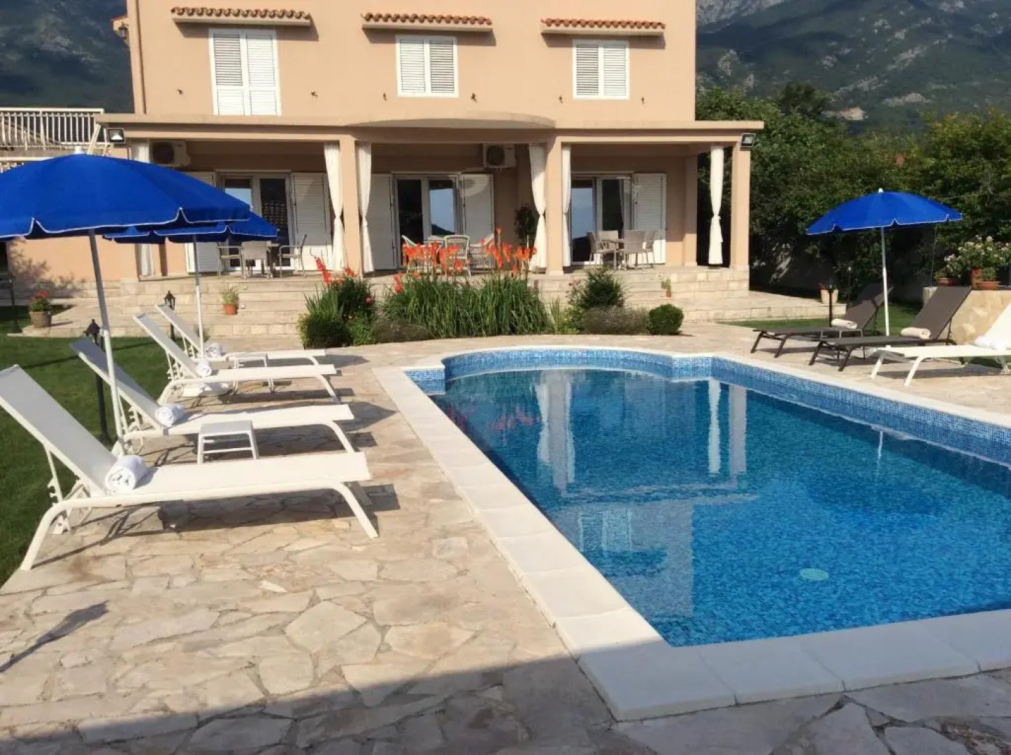 Apartments Raskovic I