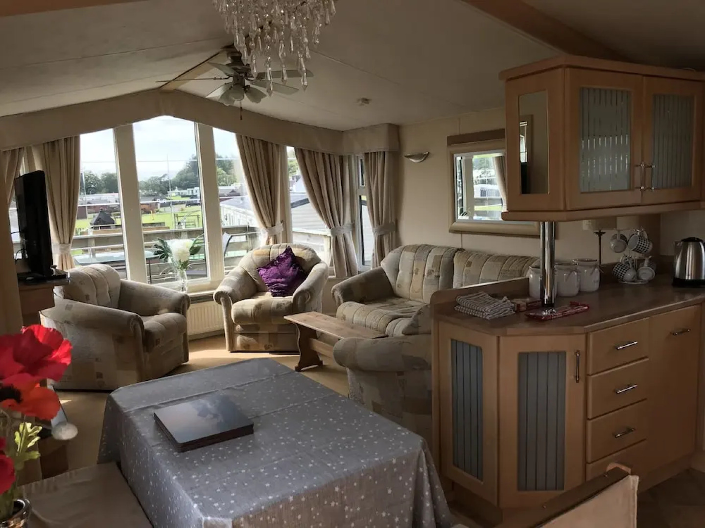 Three Lochs Holiday Caravan for Families & Couples