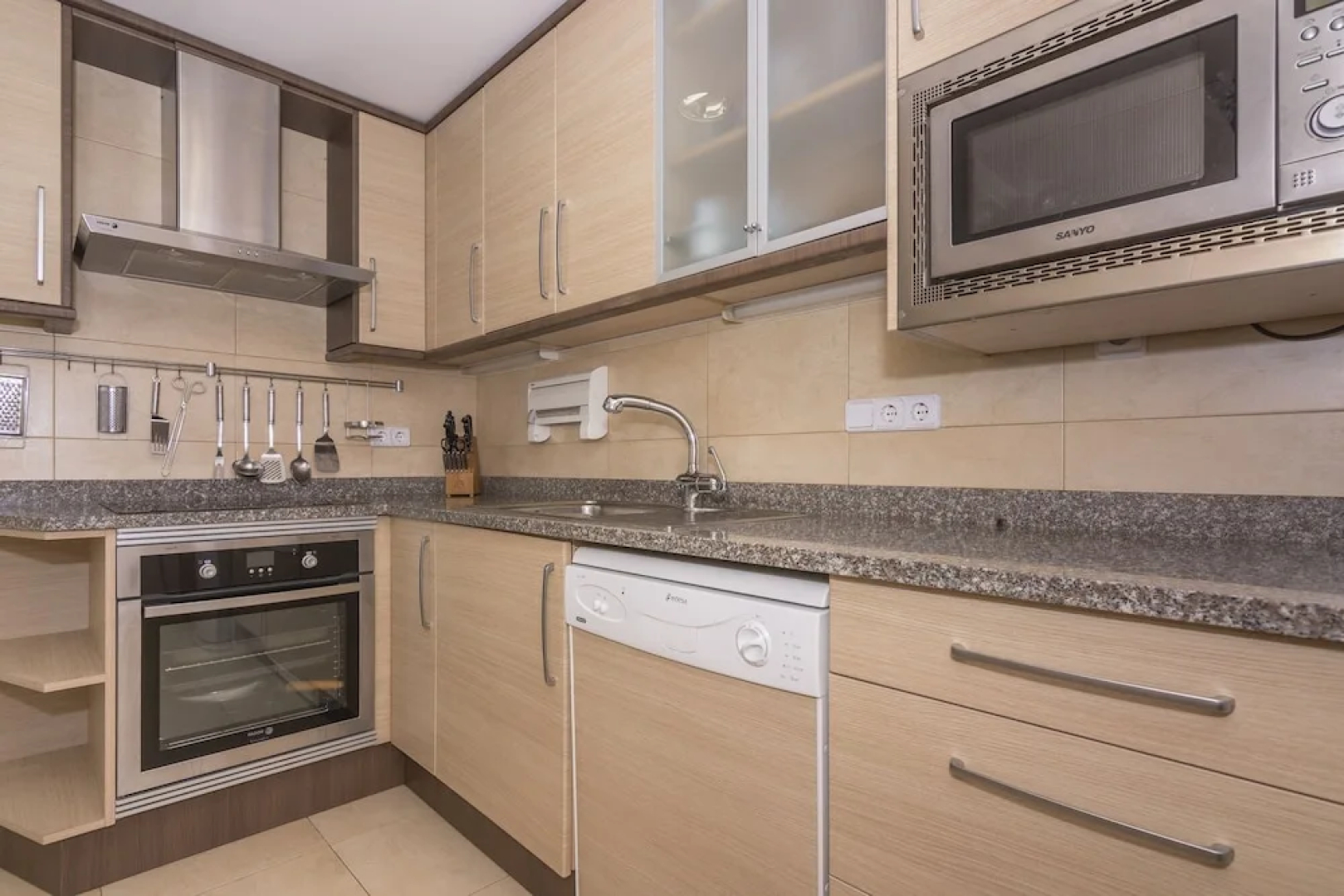 HomeHolidaysRentals Balis - Costa Barcelona