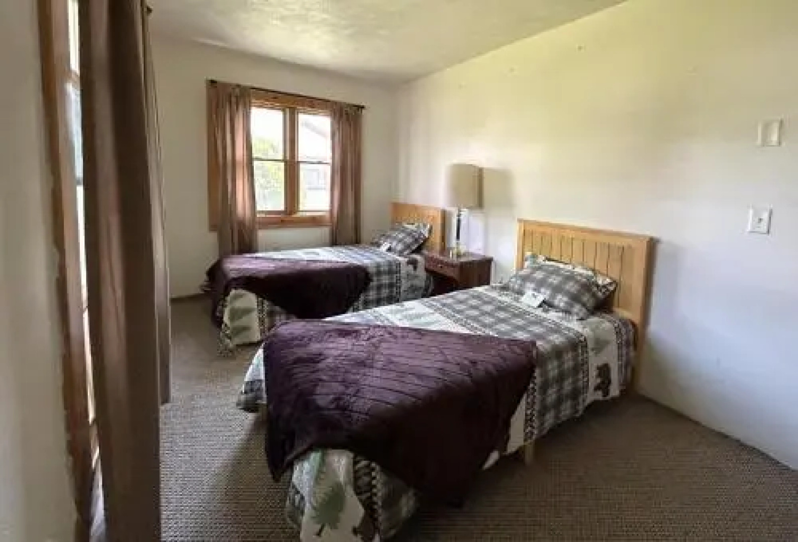 Johnsons Up North, House at Saint Ignace