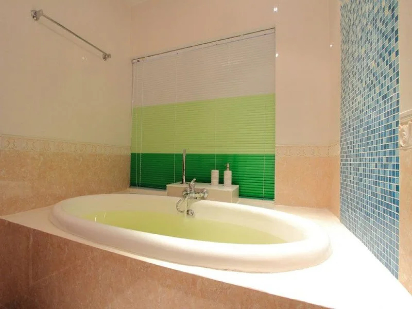 Chalong Sea View Resort