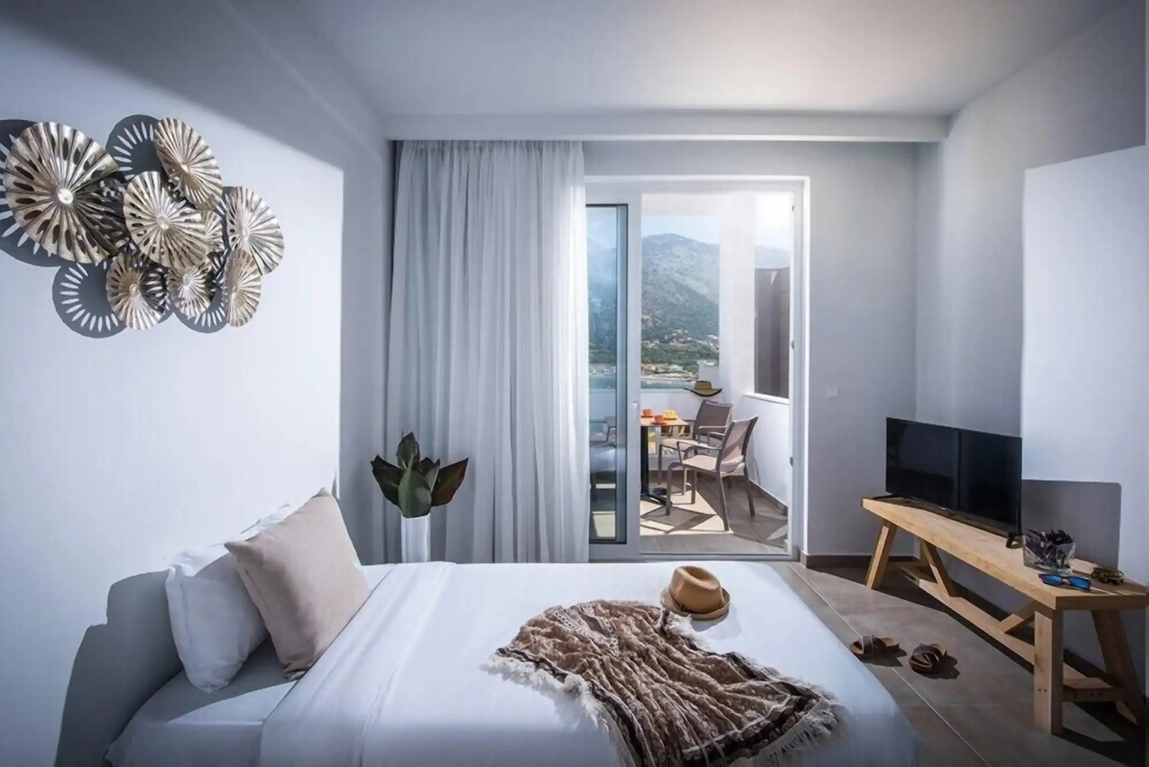 Troulis Aparthotel