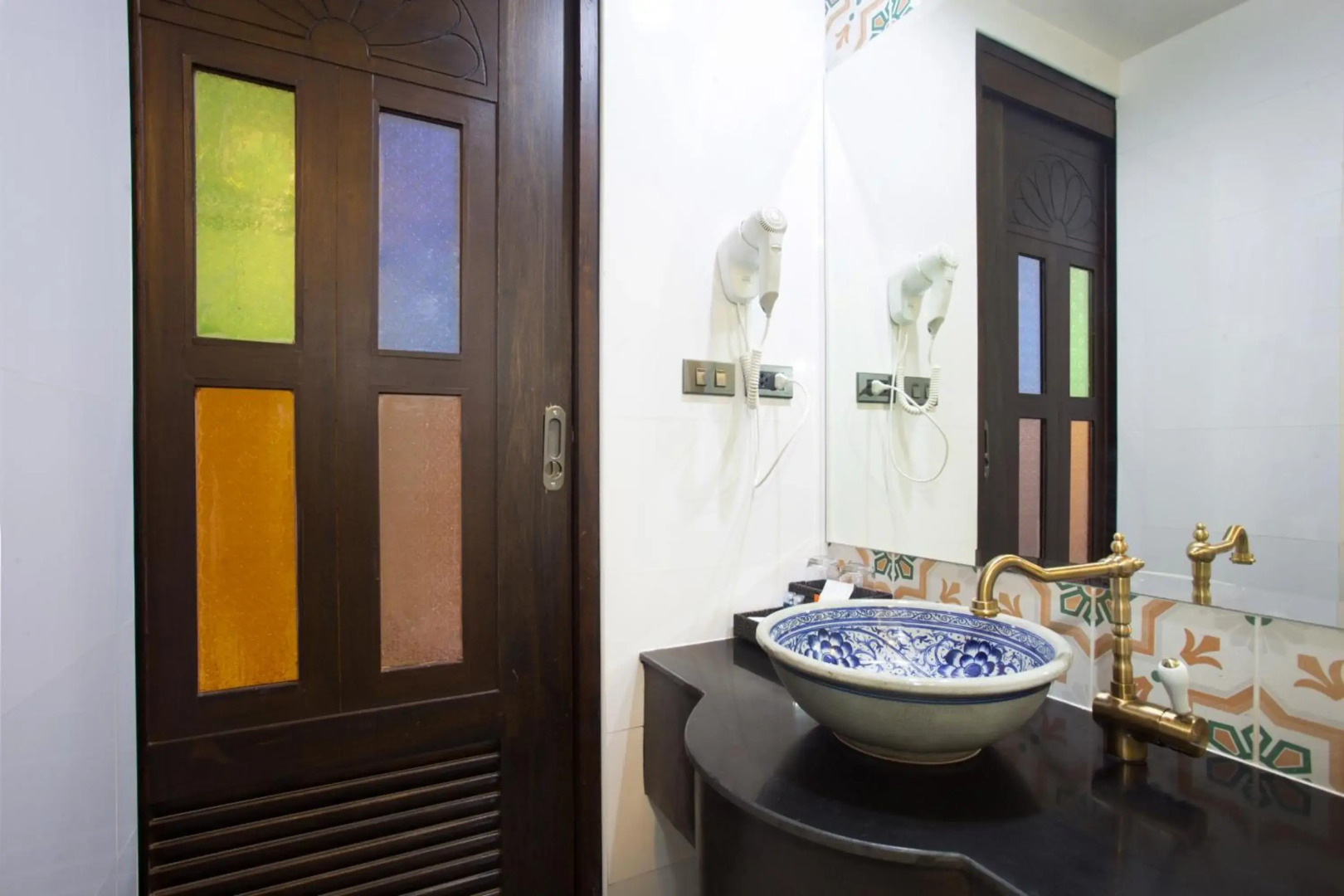 Holiday Inn Express & Suites Kingsville by IHG