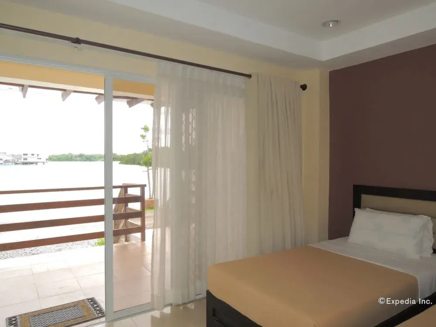 Papa Kit's Marina and Fishing Lagoon