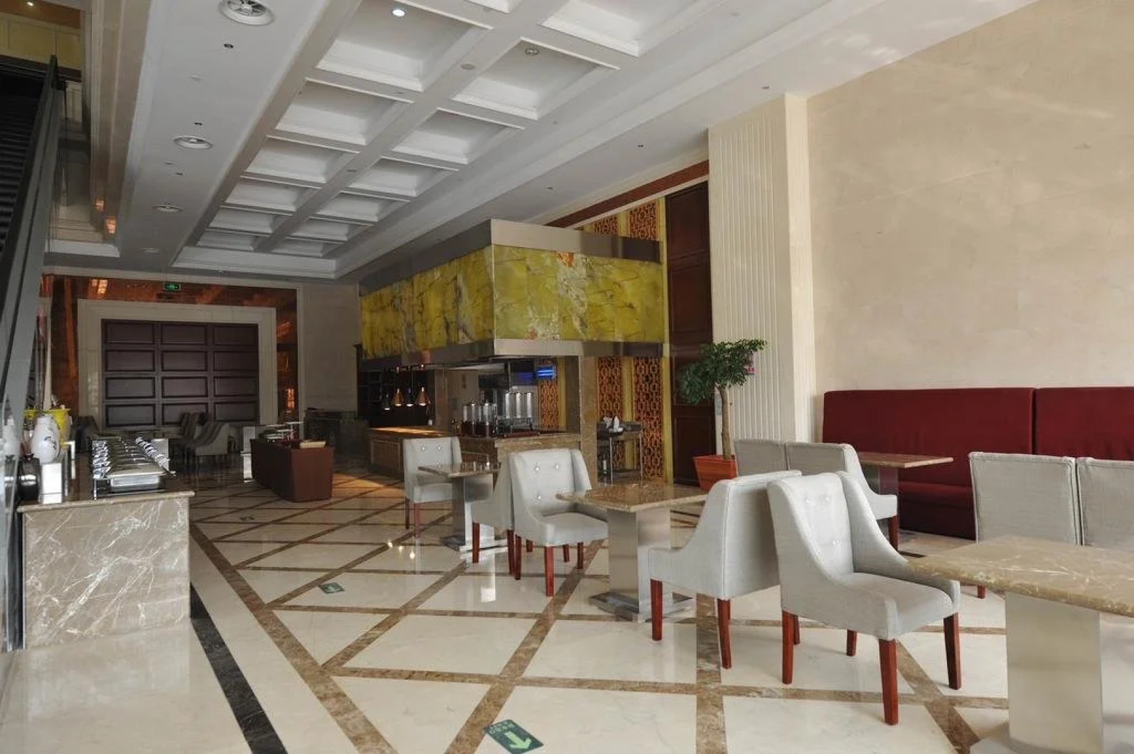 Oriental Xuanwu Hotel