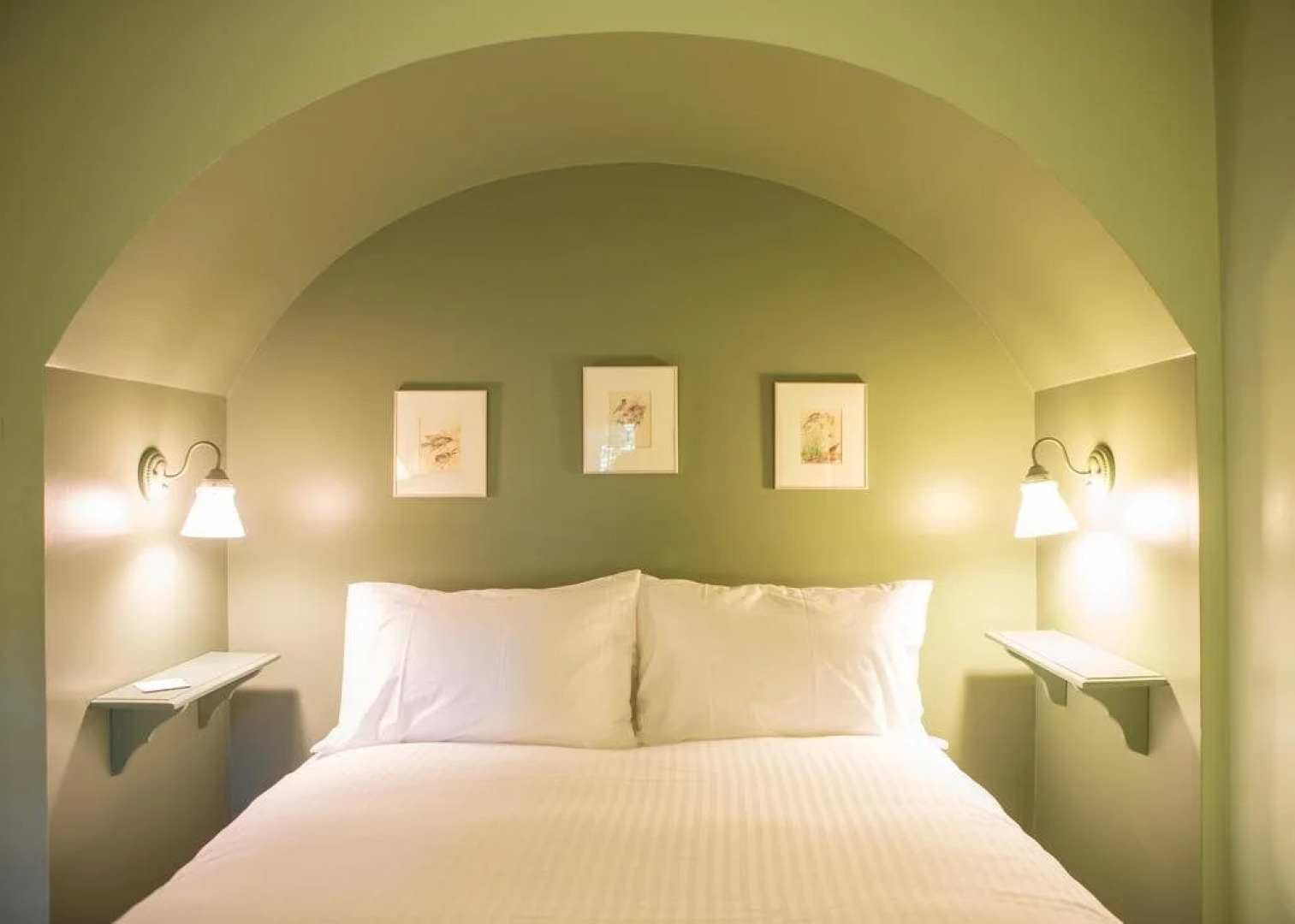 The Little Inn of Bayfield