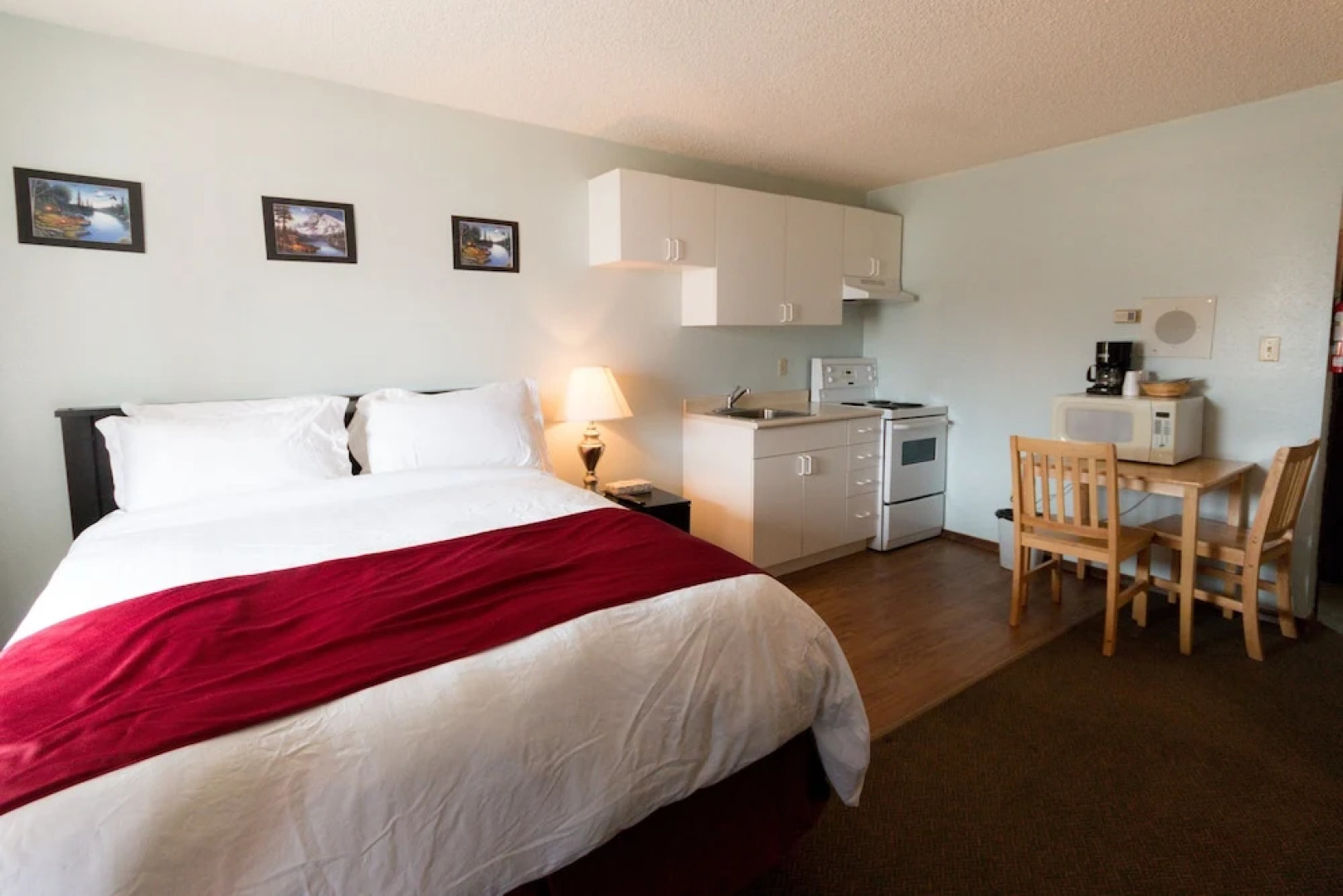 Pleasant Valley Motel