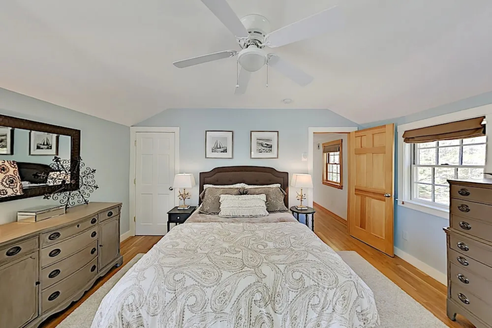 32 Crosby Lane Home 3 Bedrooms 2.5 Bathrooms Home