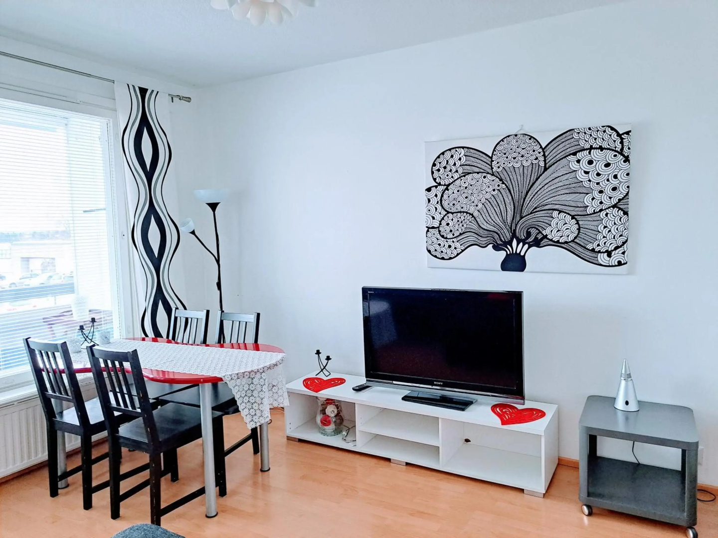 Aurora City Apartment