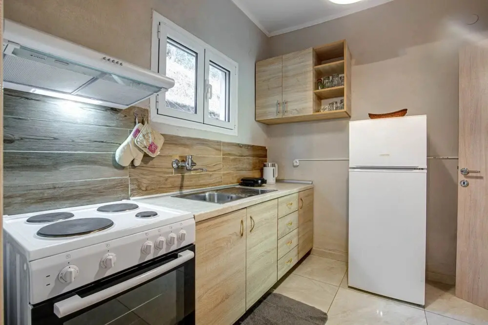 Deja Blue Beach Pool House by Estia