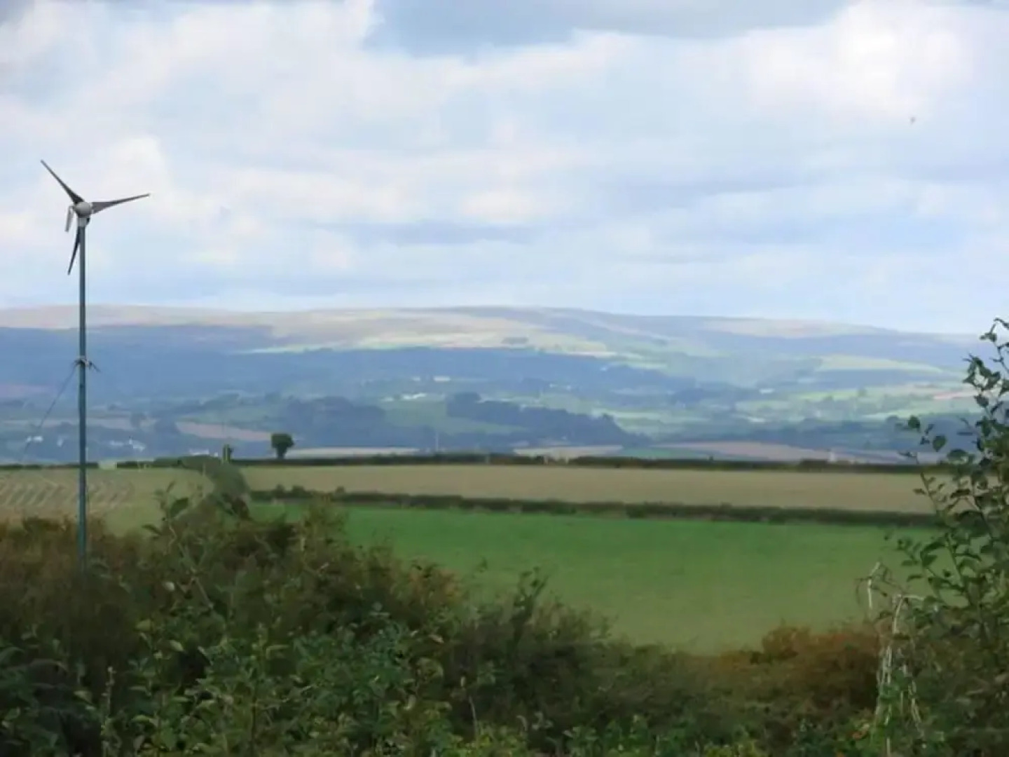 Roundhouse Yurt, Stunning Views, Totnes Dartmouth