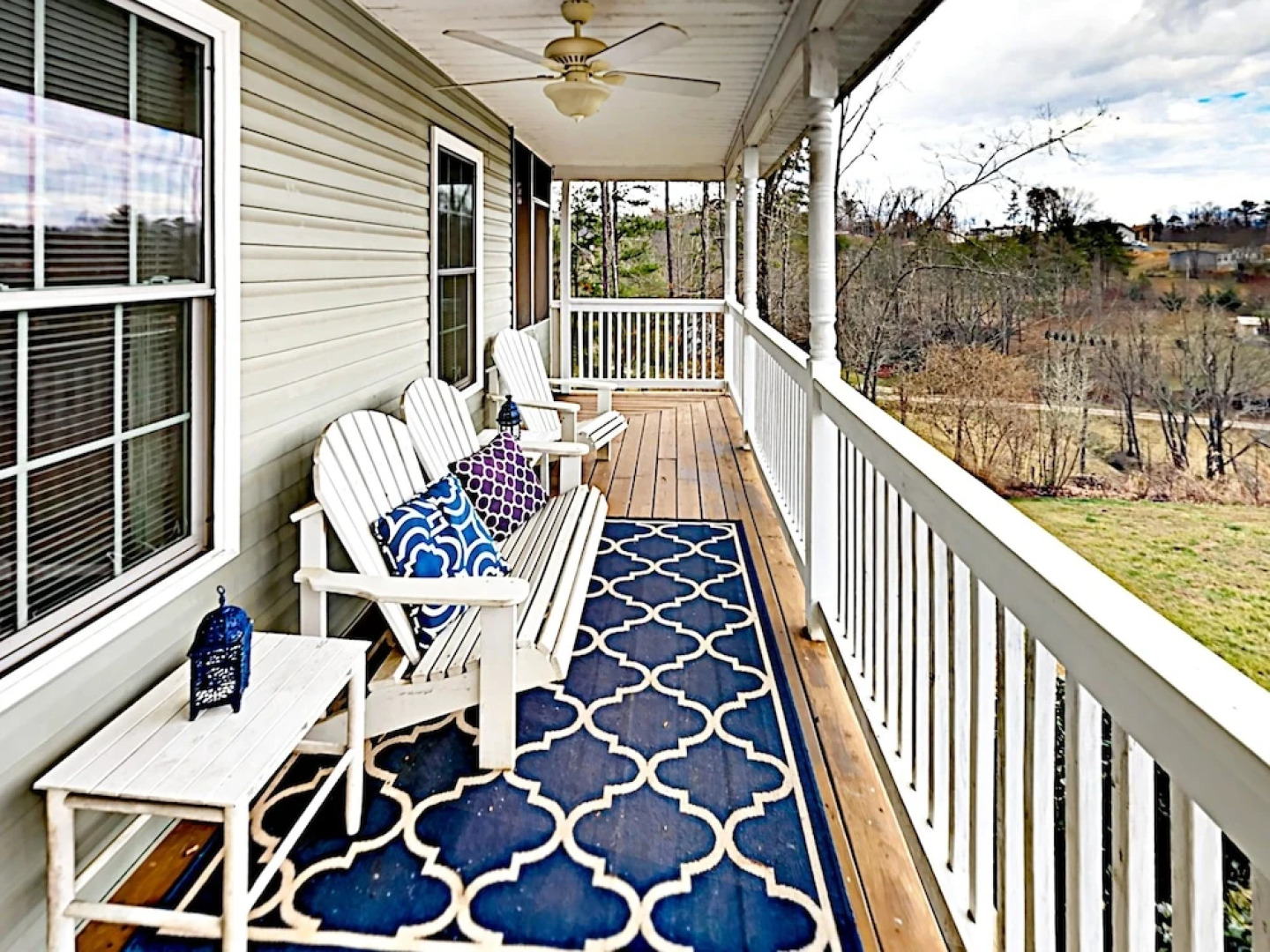 4BR Country Home w/ Hot Tub