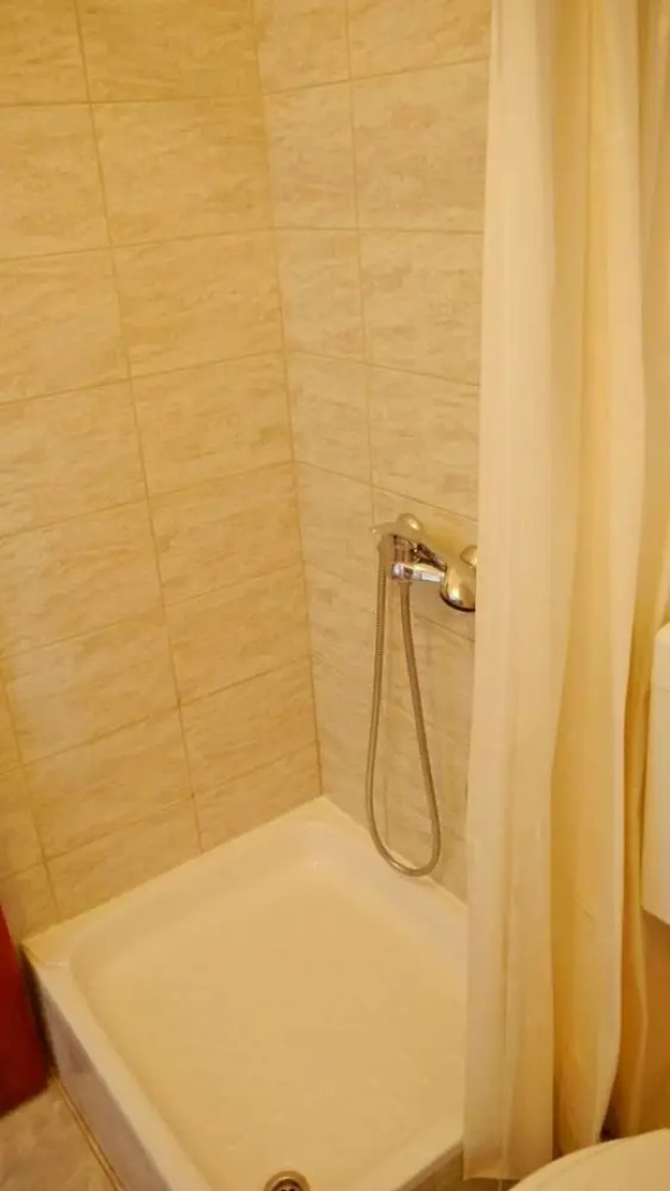 Cosy 1 bedroom apartment with sea view