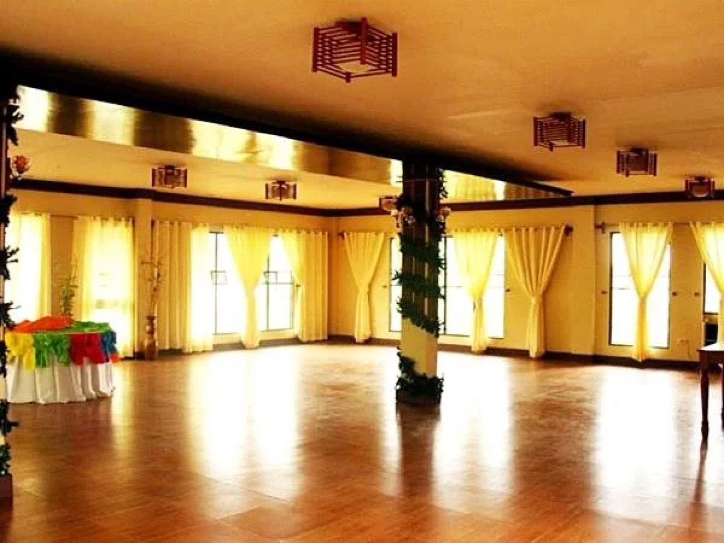 Malachi Hotel And Resort