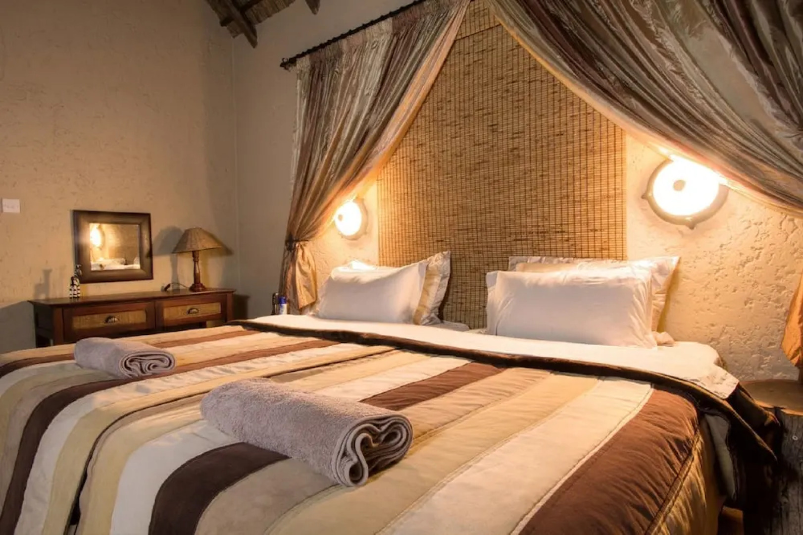 Grassland Bushman Lodge