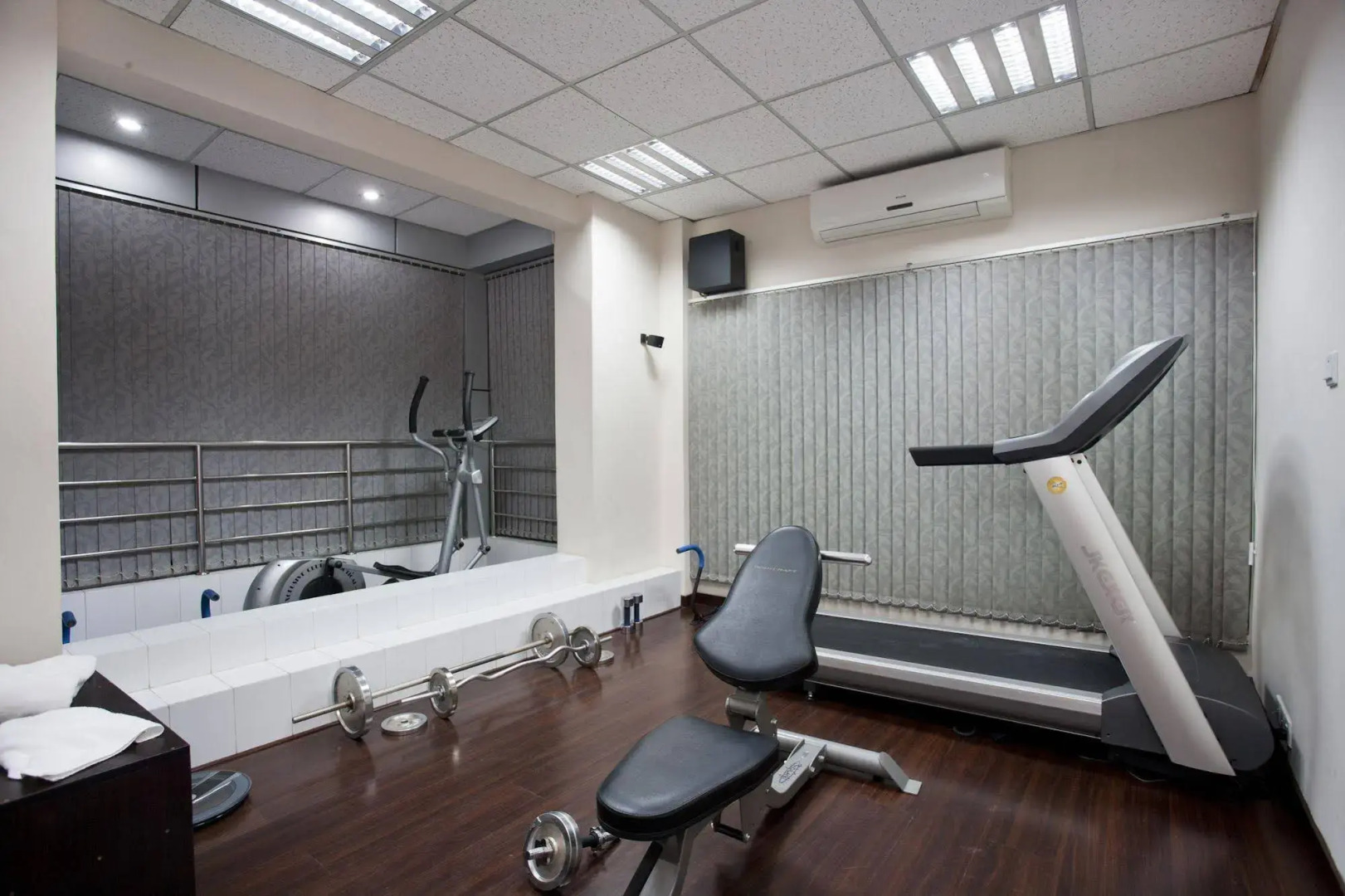 Innotel Luxury Business Hotel