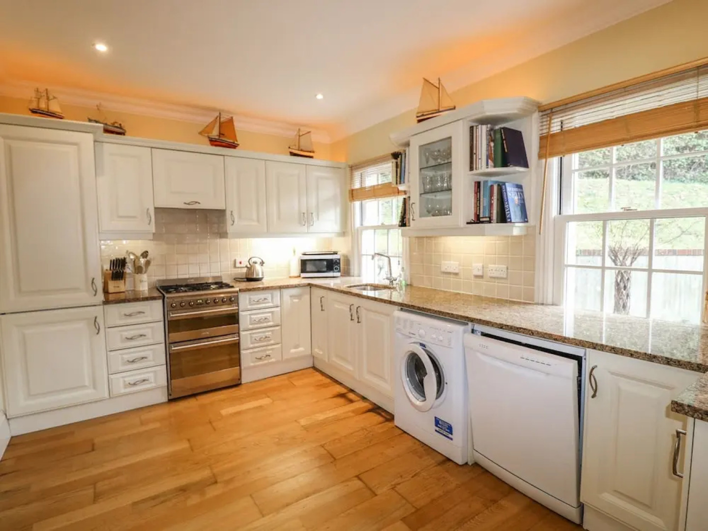 Lebrel Lodge, Seaview