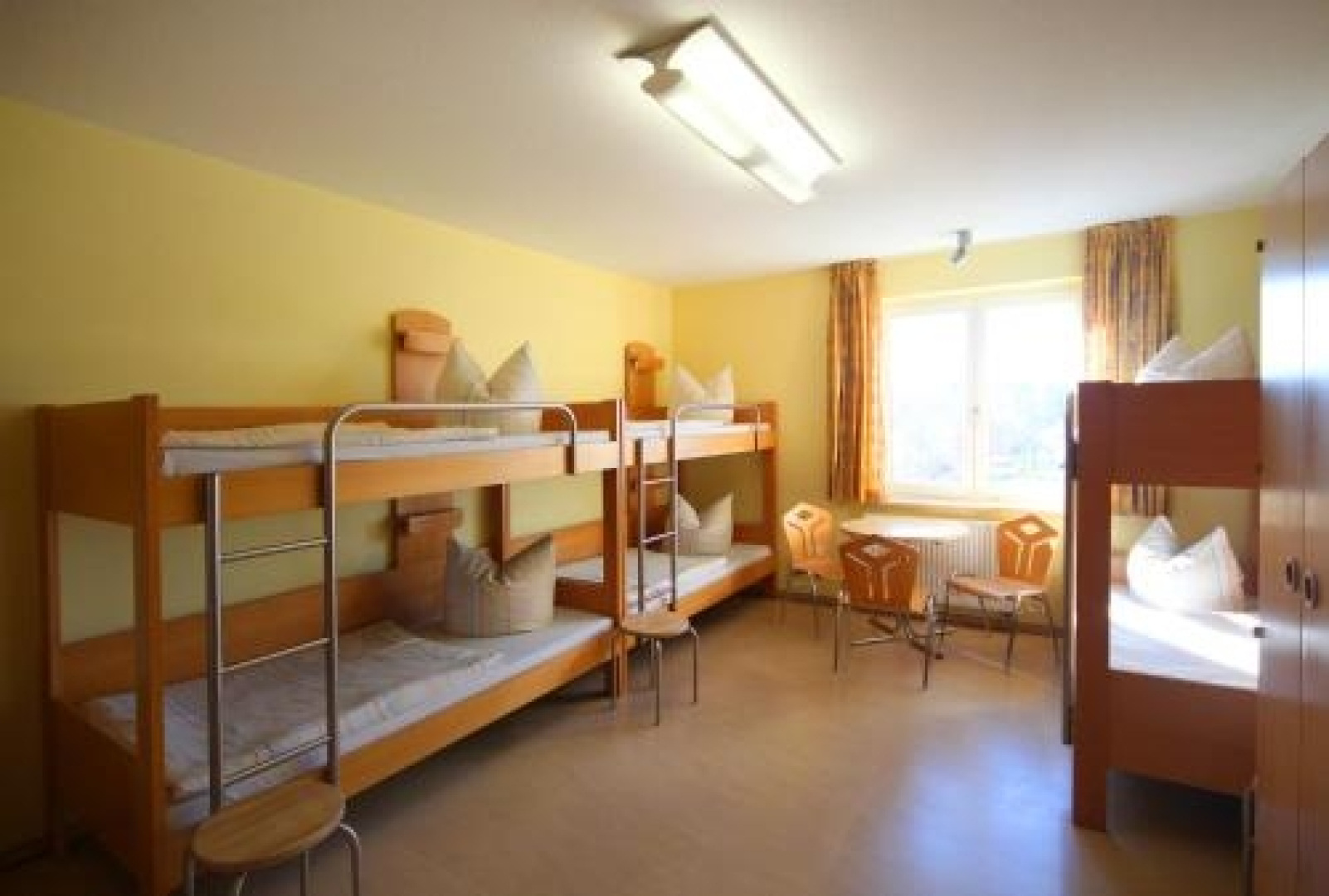 DJH Jugendherberge Warnemünde