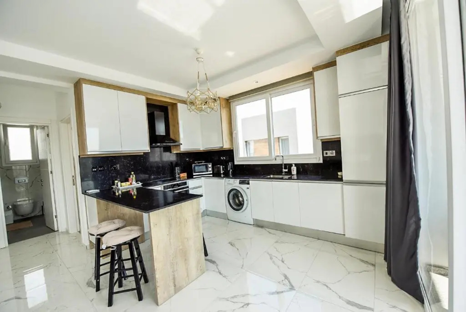 Luxury Four seasons Life apartment Bogaz