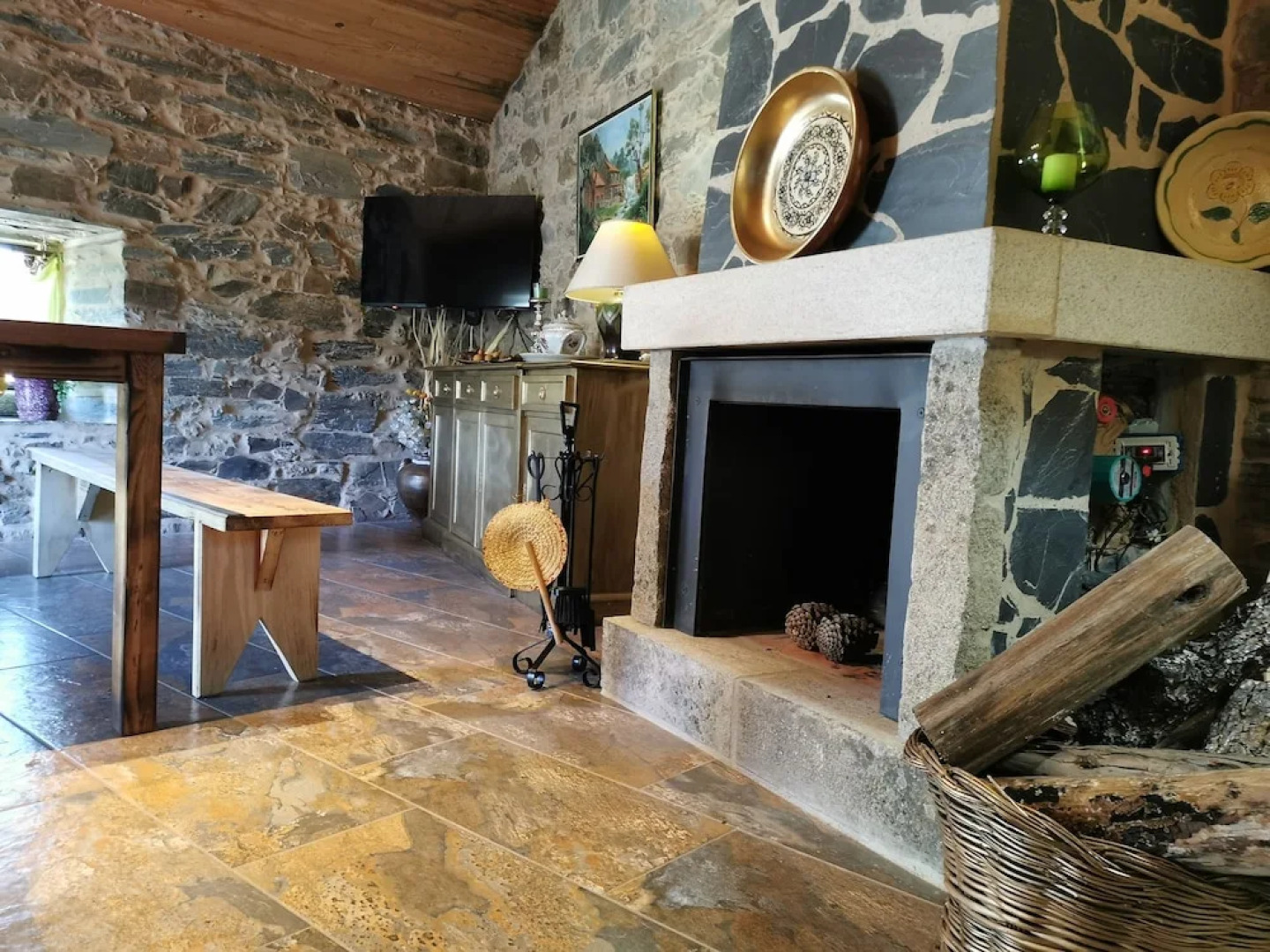 400 Year old 3-bedroom Farmhouse Central Portugal