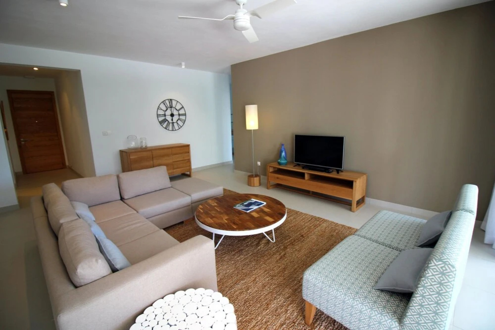 Element Bay II by Horizon Holidays