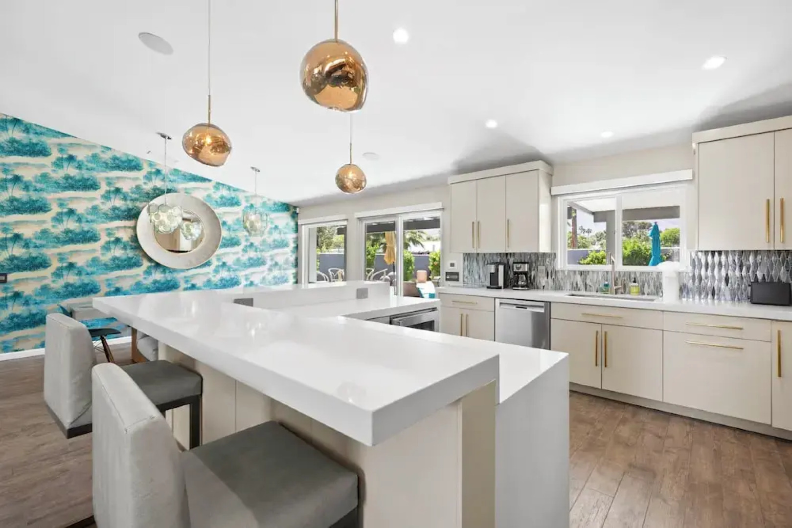 Oasis of Palm Springs