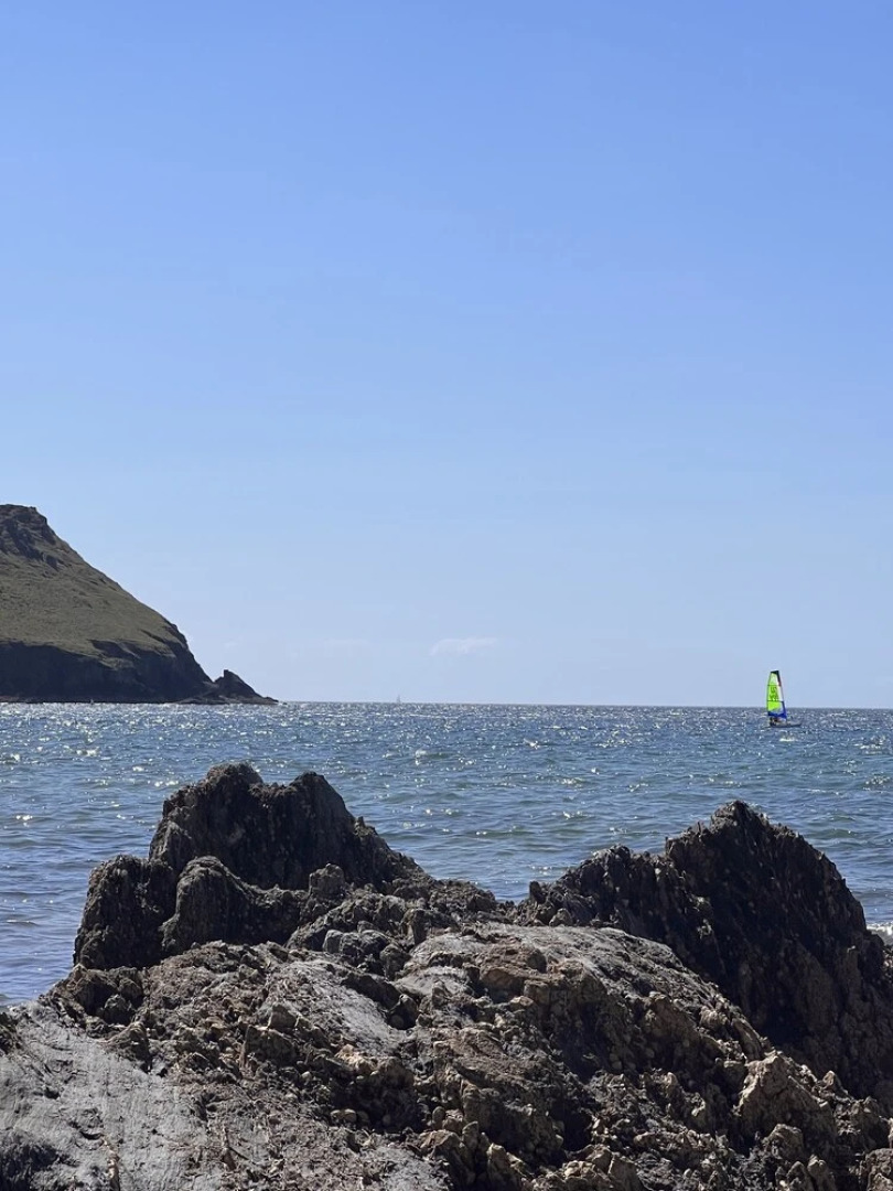 Sea View Hotel - Sandpebbles