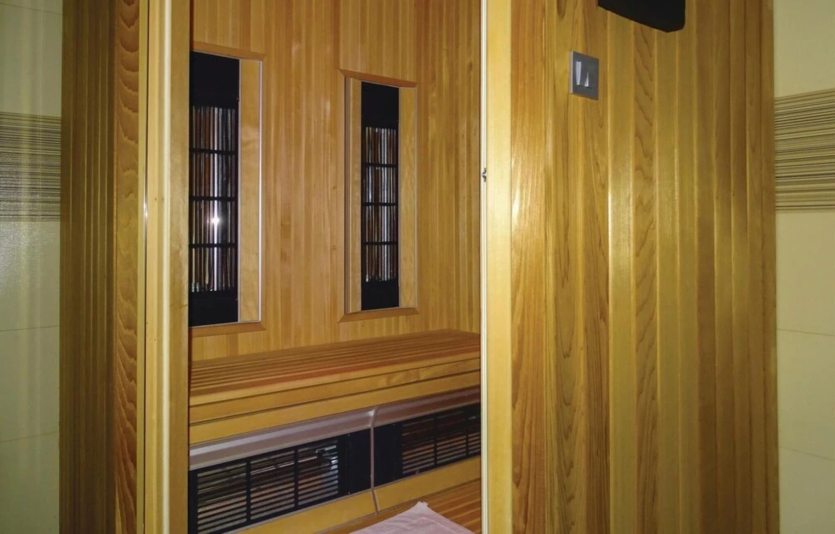 Nice Home in Lasko With Wifi and 2 Bedrooms