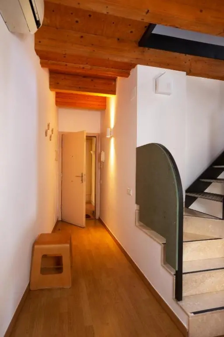 Atic dúplex amb encant a 10 minuts de l’ estany