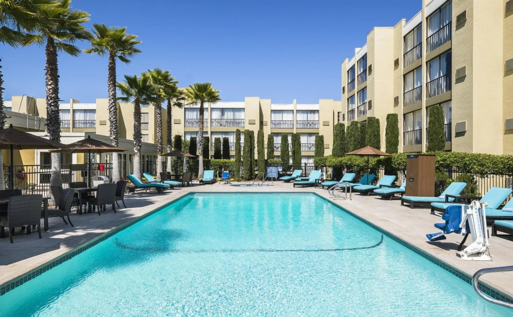 Four Points by Sheraton San Rafael Marin County