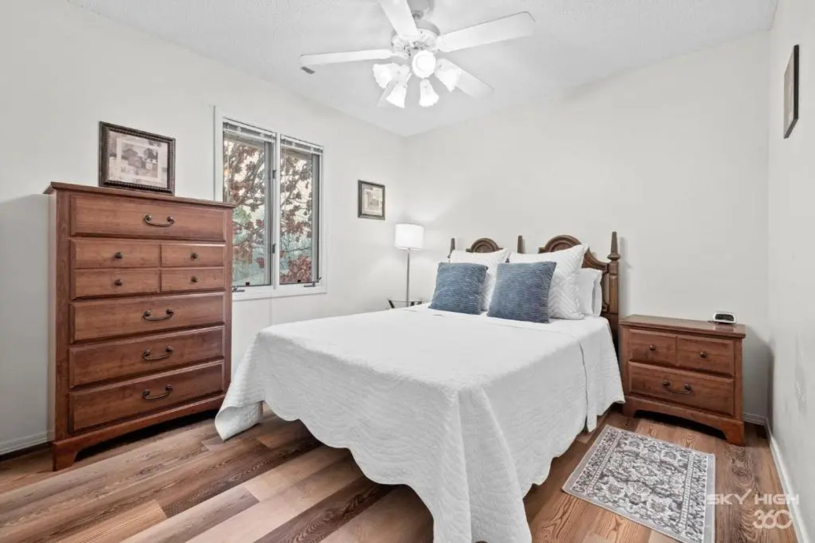 Blue Door Cottage at Scotsdale