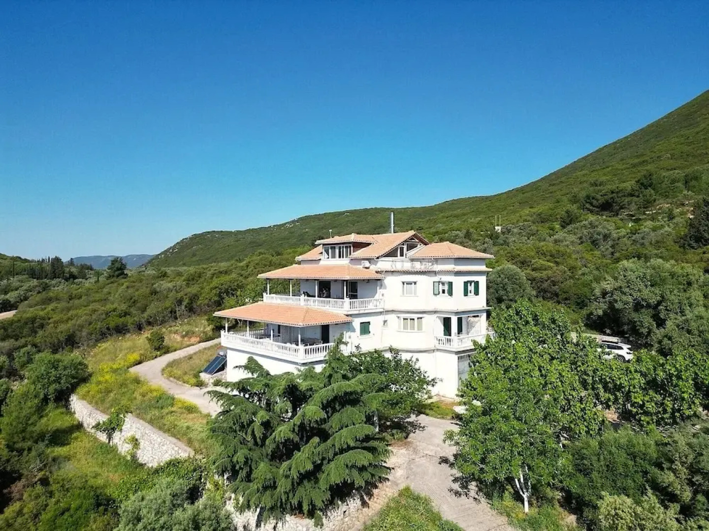 Eleftherion Comfort Living Lefkada