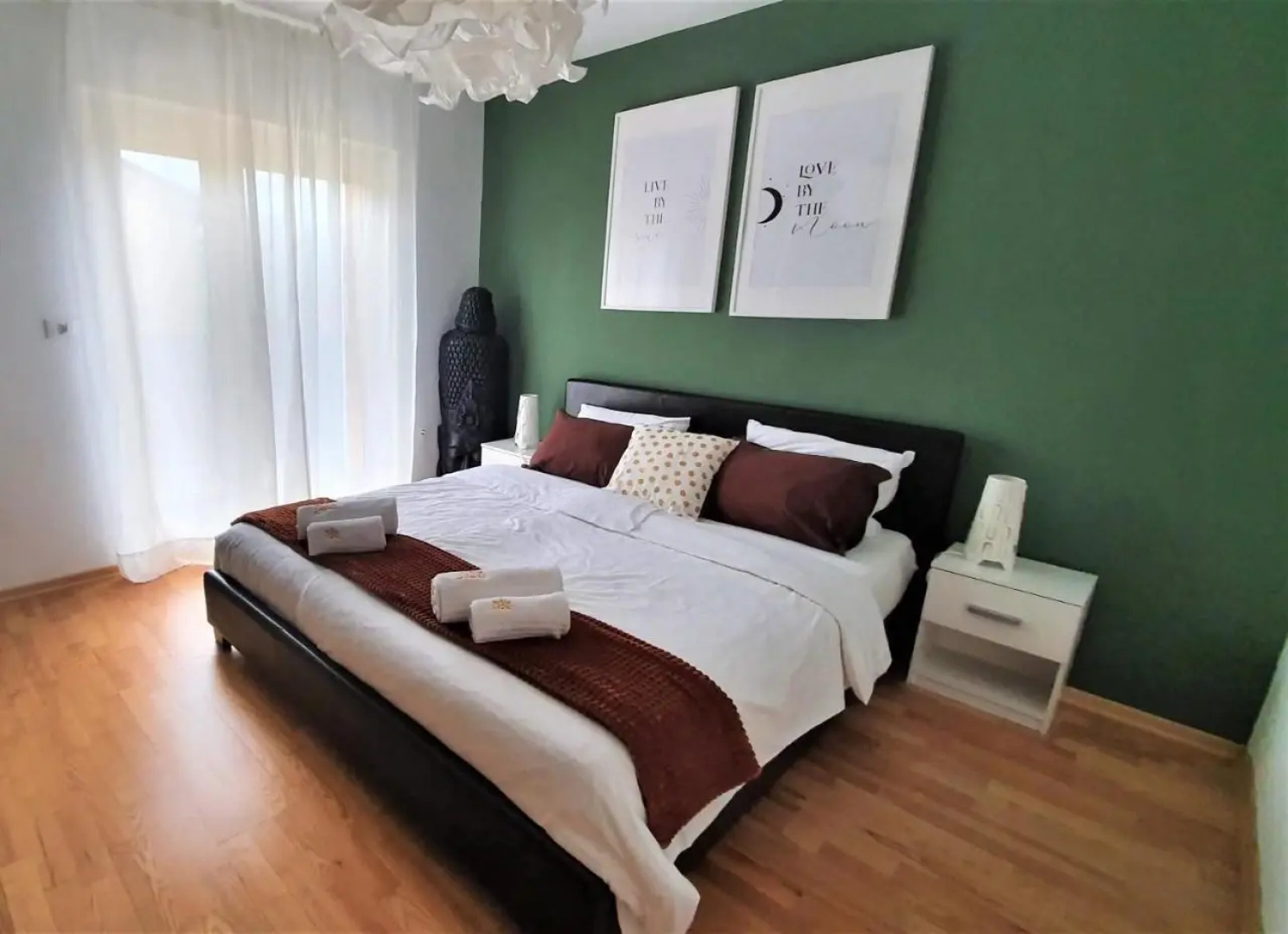 Apartment and Rooms HISA SONCA