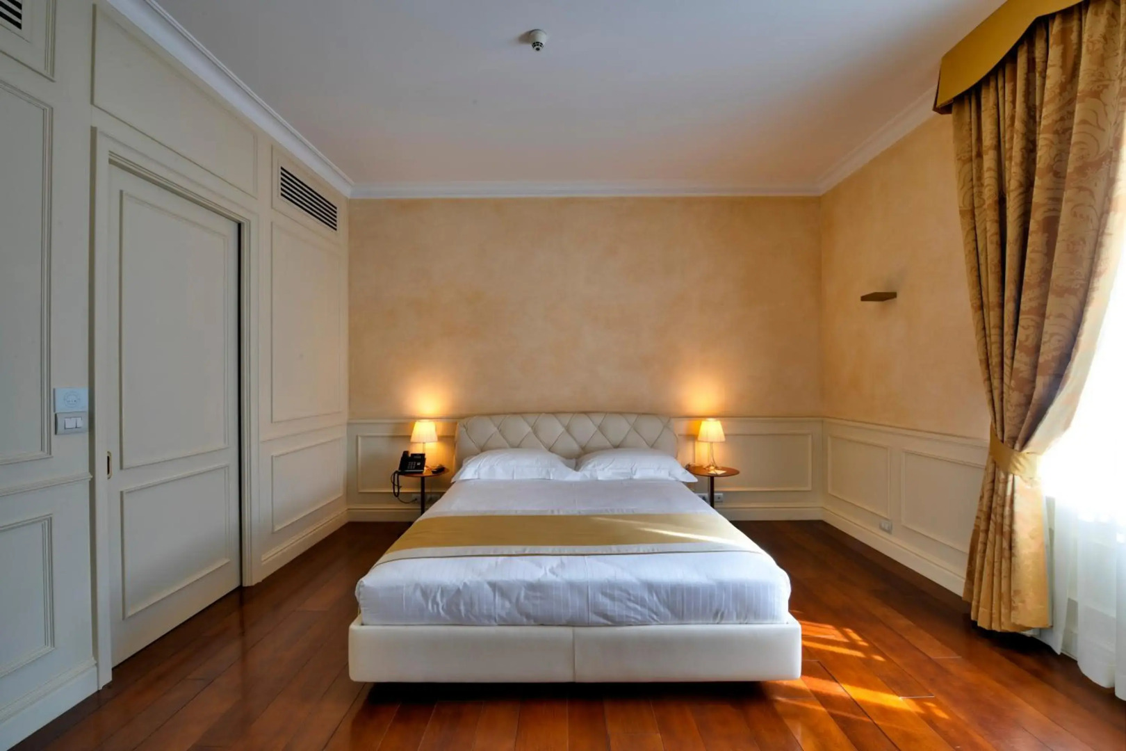 Hotel Rua Frati 48 in San Francesco