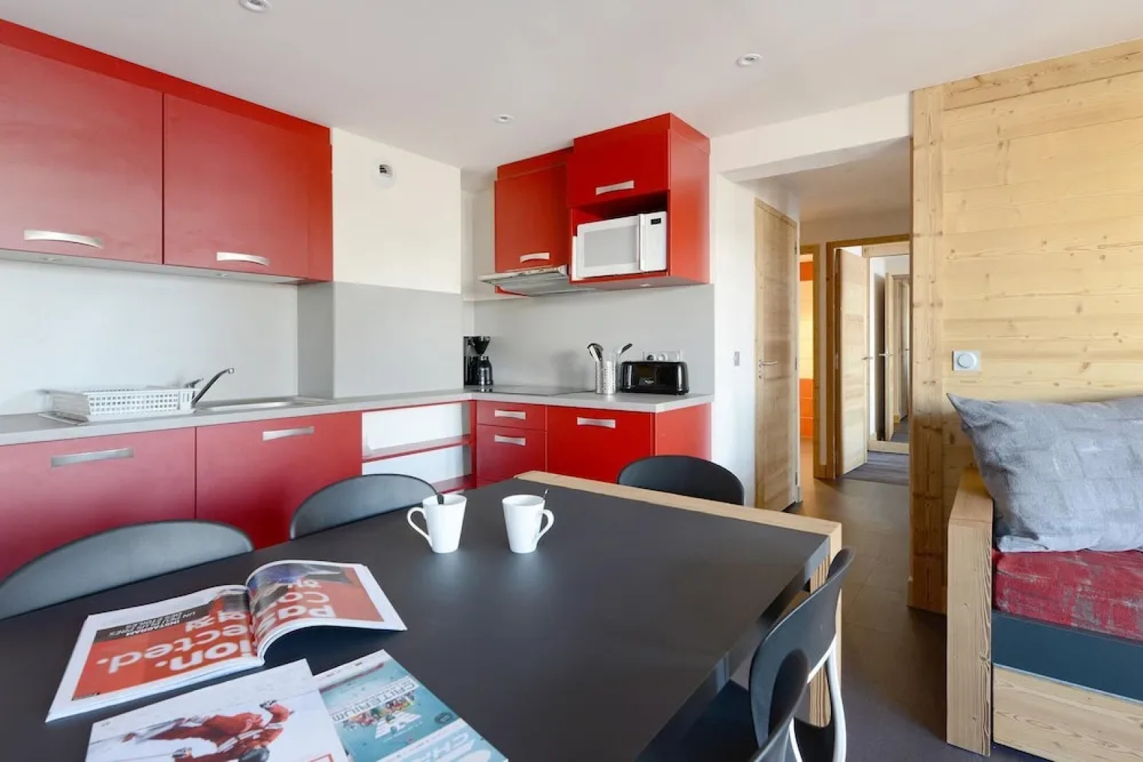 Residence LES Coches 3 Rooms in a Family Resort at the Bottom of the Slopes Bac316
