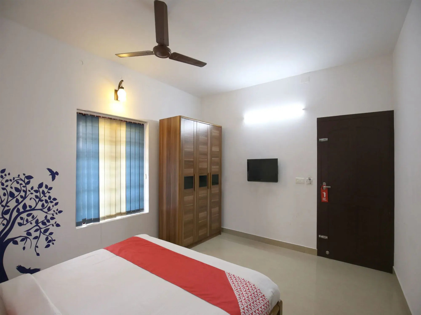 OYO 2114 Lake Garden