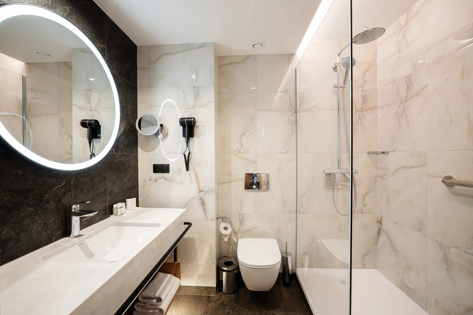 Airport Hotel Okecie