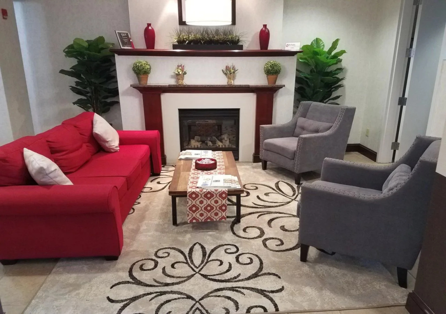 Holiday Inn Express & Suites Philadelphia - Mt. Laurel by IHG