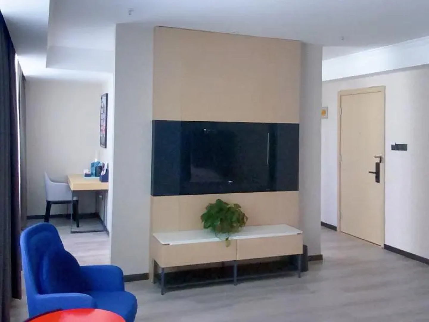 LANO Hotel Qinghai Golmud Middle Bayi Road