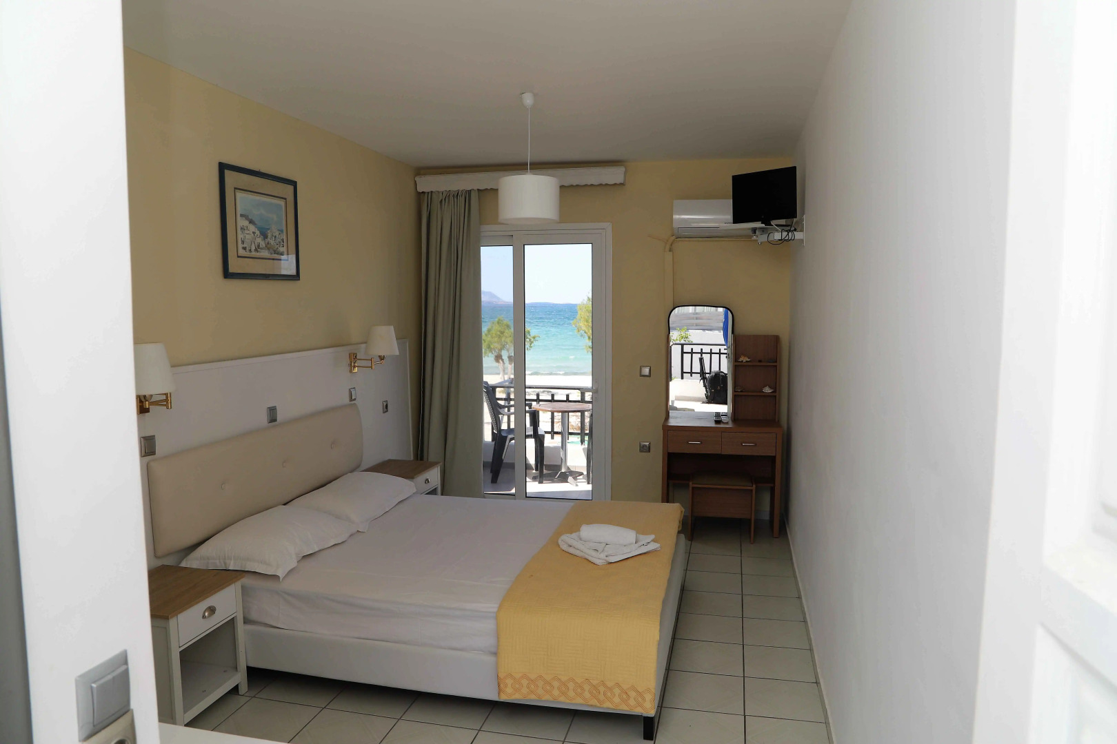 Seaside Beach Marmari Hotel