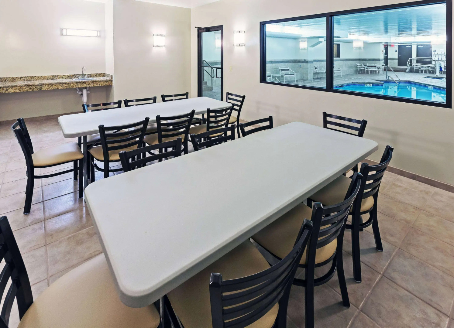 AmericInn by Wyndham Omaha